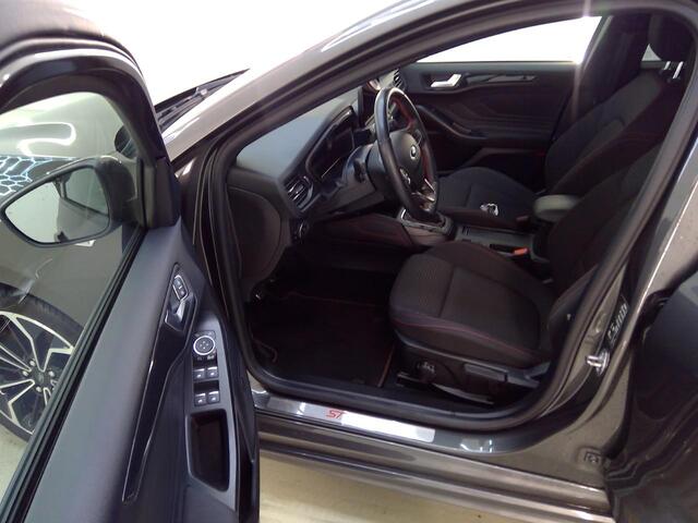 Ford FOCUS 1.0 EcoBoost Hybrid 155PK ST Line X LED | B&O AUDIO | CRUISE | ECC | LMV