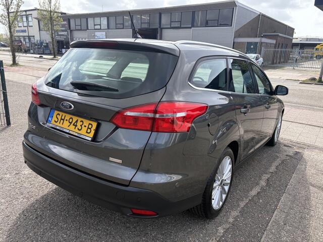 Ford FOCUS Wagon 1.0 Titanium