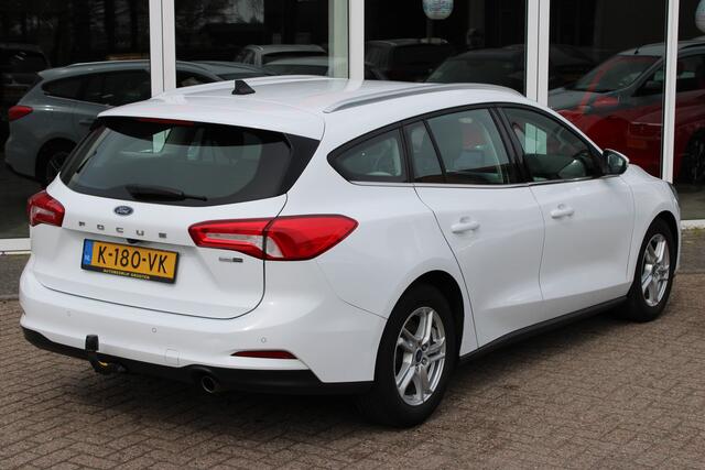 Ford FOCUS Wagon 1.0 EcoBoost Hybrid Trend Edition Business TREKHAAK