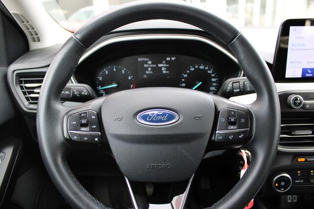 Ford FOCUS Wagon 1.0 EcoBoost Hybrid Trend Edition Business TREKHAAK