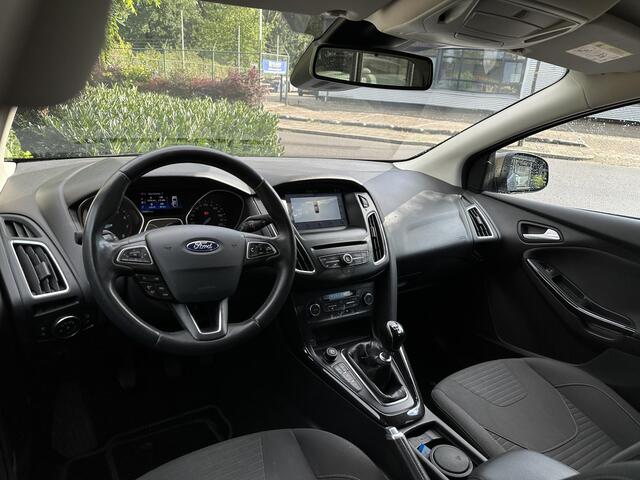 Ford FOCUS Wagon 1.0 Titanium Keyless Cruise Control Stoelverw. Navi PDC 16''LM
