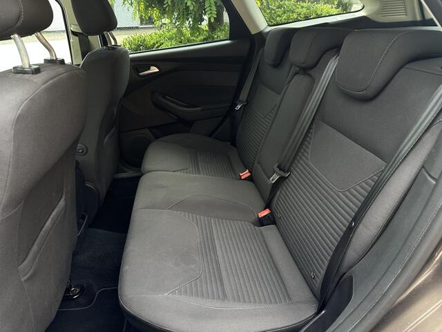 Ford FOCUS Wagon 1.0 Titanium Keyless Cruise Control Stoelverw. Navi PDC 16''LM