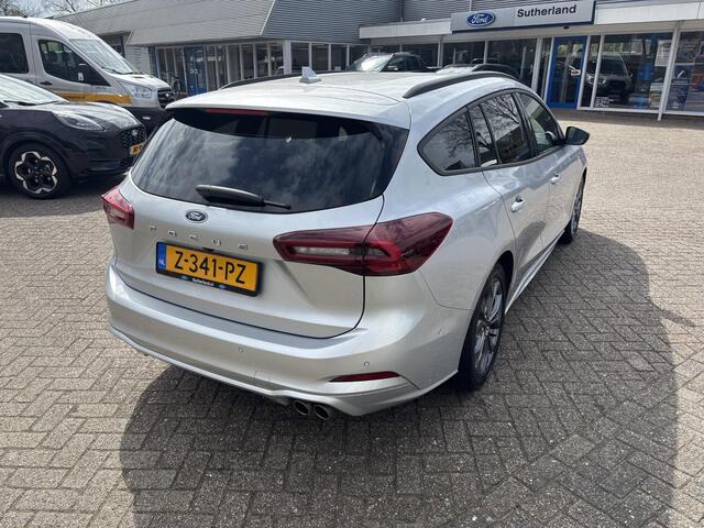 Ford FOCUS Wagon 1.0 EcoBoost Hybrid ST Line 125pk | Winter Pack | Adaptieve Cruise Control | BLIS | 17 Inch Velgen | SYNC 4
