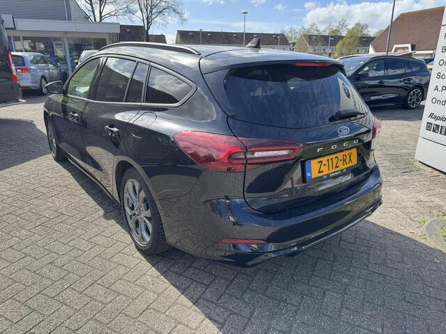 Ford FOCUS Wagon 1.0 EcoBoost Hybrid ST Line 125pk | Winter Pack | BLIS | Adaptieve Cruise Control | Achteruitrijcamera | 17 Inch Velgen | Sync 4