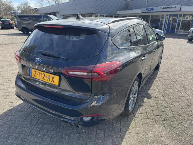 Ford FOCUS Wagon 1.0 EcoBoost Hybrid ST Line 125pk | Winter Pack | BLIS | Adaptieve Cruise Control | Achteruitrijcamera | 17 Inch Velgen | Sync 4