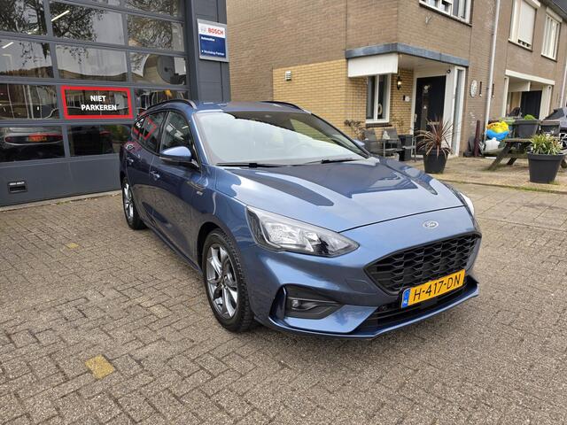 Ford FOCUS Wagon 1.0 EcoBoost ST Line Business 125PK/ Airco/ Navigatie/ Cruise/ Apple carplay/ PDC/ LED/ LMV