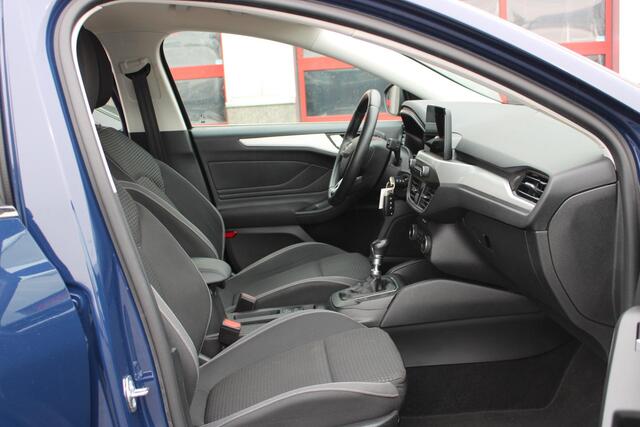 Ford FOCUS Wagon 1.0 EcoBoost Hybrid Trend Edition Business Trekhaak