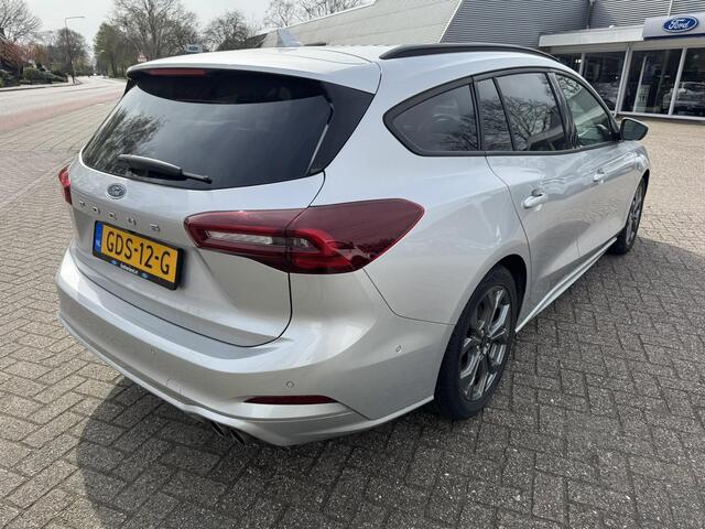 Ford FOCUS Wagon 1.0 EcoBoost Hybrid ST Line 125pk | Winter Pack | BLIS | Adaptieve Cruise Control | Achteruitrijcamera | 17 Inch Velgen | SYNC 4