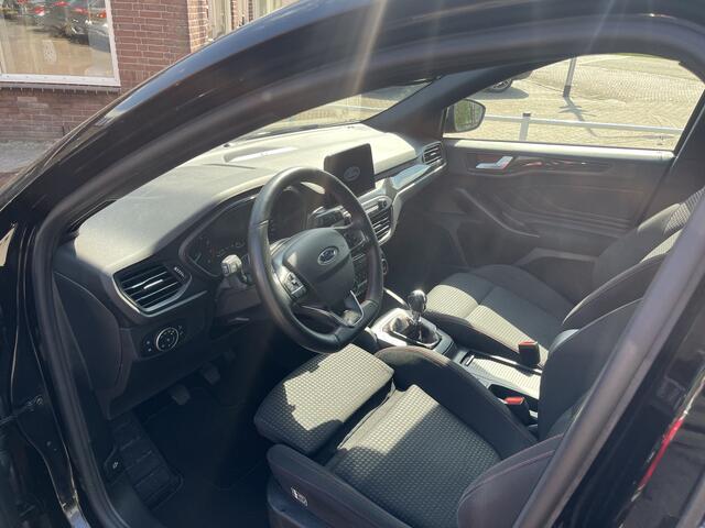 Ford FOCUS Wagon 1.0 EcoBoost Hybrid ST Line Business CAMERA B&O WINTER PACK