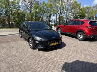 ford-focus-wagon-1.0-ecoboost-hybri
