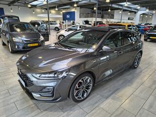 ford-focus-st-line-ecoboost-hybrid-