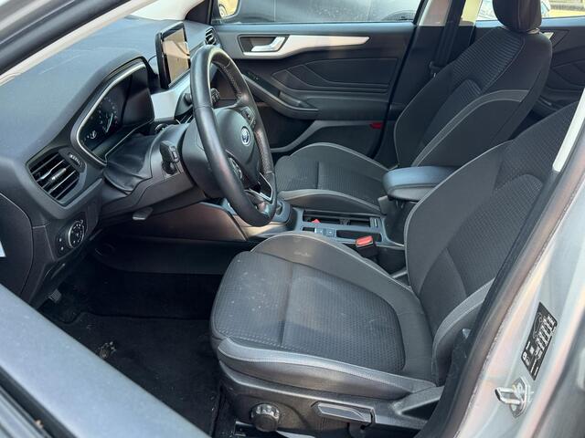Ford FOCUS 1.0 EcoBoost Trend Edition Business - Navigatie - Climate Control - Stoelverwarming