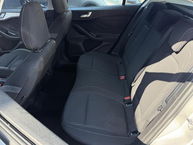 Ford FOCUS 1.0 EcoBoost Trend Edition Business - Navigatie - Climate Control - Stoelverwarming