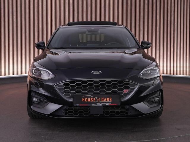 Ford FOCUS ST-3 2.3 280pk |dealer onderhouden|19" sparco|panoramadak|head-up|B&O|adaptive LED|Apple carplay|parkeercamera|adaptive cruise control|winterpack|