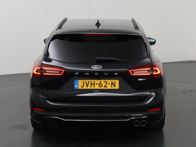 Ford FOCUS Wagon 1.0 EcoBoost Hybrid ST Line X | Elekt. Wegklapbare Trekhaak | Winterpakket | Cruise Control Adaptief | Parkeercamera | Head-Up | Navigatie |