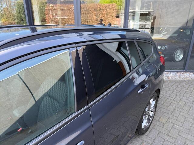 Ford FOCUS Wagon 1.0 EBH 155pk ST-Line,LED,WinterPack,Camera,B/O,Trekhk Elekt,Keyless,Carplay