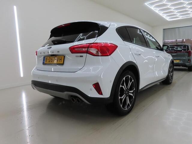 Ford FOCUS 125pk Active X Panoramadak Trekhaak Camera Winter Parking Dodehoek Adap Cruise 5drs Dealeronderhouden