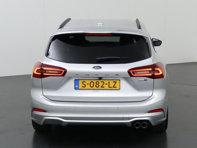 Ford FOCUS Wagon 1.0 EcoBoost Hybrid ST Line X | Winterpakket | Cruise Control Adaptief | Parkeercamera | Navigatie | B&O |