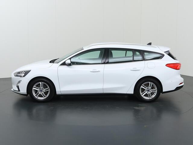 Ford FOCUS Wagon 1.0 EcoBoost Hybrid Trend Edition Business | 155PK | Winterpack | Dodehoekdetectie | Navigatie | Parkeercamera |