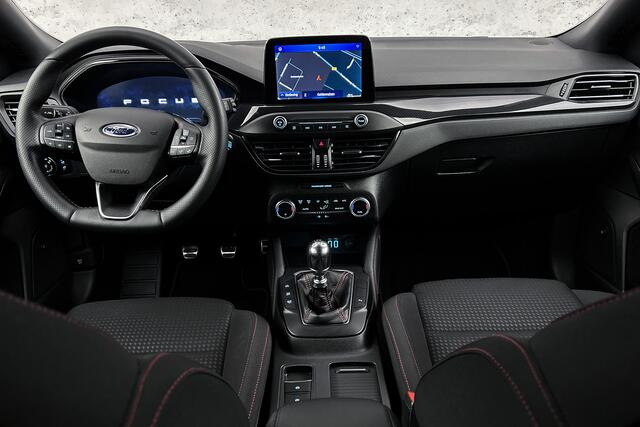 Ford FOCUS 1.0 EcoBoost Hybrid ST Line | LED koplampen | Camera | Digitaal display