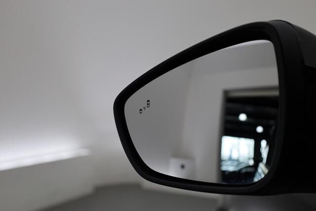 Ford FOCUS Wagon 1.0 EcoBoost Hybrid ST Line X | Dig. Cockpit | Winter Pack | Trekhaak | Adapt. Cruise | Camera | B&O | CarPlay | Keyless