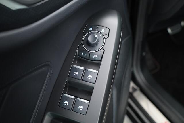 Ford FOCUS Wagon 1.0 EcoBoost Hybrid ST Line X | Dig. Cockpit | Winter Pack | Trekhaak | Adapt. Cruise | Camera | B&O | CarPlay | Keyless