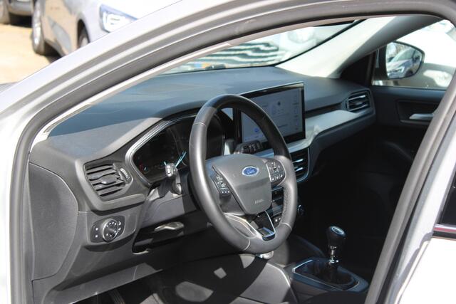 Ford FOCUS Wagon 1.0 EcoBoost Hybrid Titanium