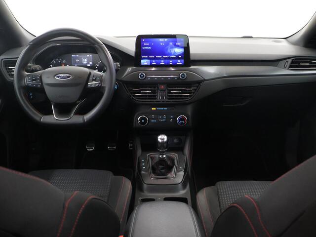 Ford FOCUS Wagon 1.5 EcoBoost ST Line Business | 182 PK | Trekhaak | Navigatie | Cruise Control Adaptief | Parkeersensoren |