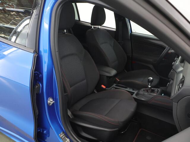 Ford FOCUS Wagon 1.5 EcoBoost ST Line Business | 182 PK | Trekhaak | Navigatie | Cruise Control Adaptief | Parkeersensoren |