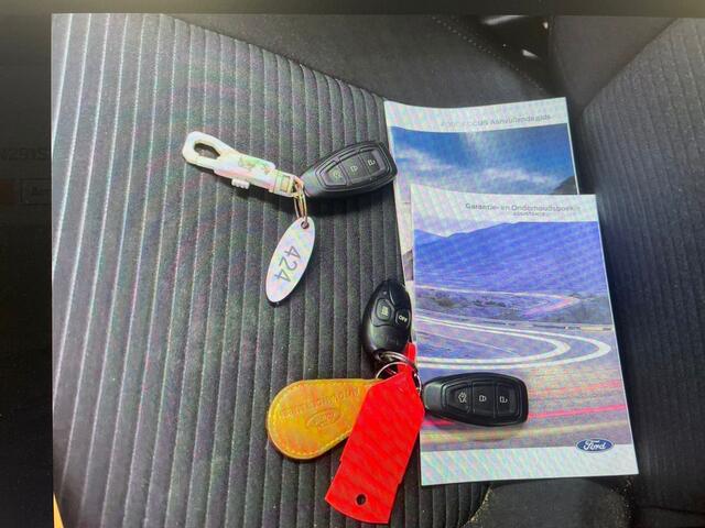 Ford FOCUS Wagon BWJ 2022 1.5 120 PK EcoBlue Titanium X Business KOMT BINNEN!