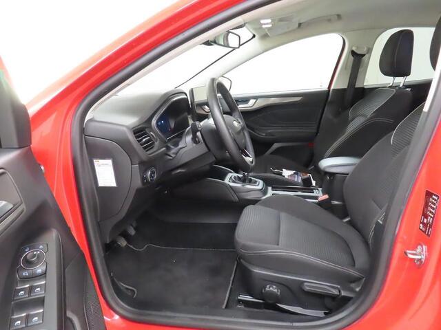 Ford FOCUS 155pk Titanium-X Sync-4 Navi Camera Winter pack Privacy glass 5drs Dealeronderhouden