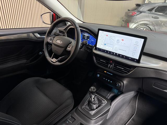 Ford FOCUS 155pk Titanium-X Sync-4 Navi Camera Winter pack Privacy glass 5drs Dealeronderhouden