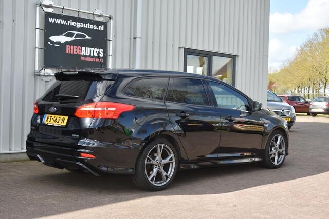 Ford FOCUS Wagon 1.0 ST-Line. PDC, Cruise, Clima, BJ 2018, Org NL!