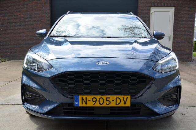 Ford FOCUS Wagon 1.0 EcoBoost Hybrid ST Line X Business Navi/Pdc/Ecc/Led/Achteruitrijcamera/Cr-Controle/Privacy-Glass/Lmv/Apple Carplay/Android Auto/Afneembare Trekhaak