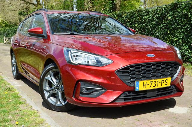 Ford FOCUS Wagon 1.0 EcoBoost ST Line Business Navi/Pdc/Ecc/Led/Stoel Stuur & ruitverwarming/Cr-Controle/Achteruitrijcamera/Lmv
