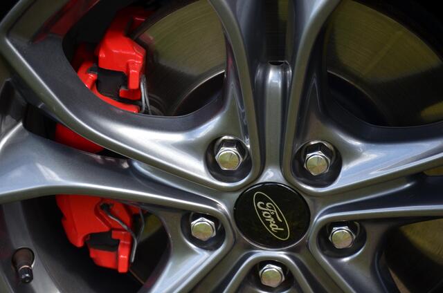 Ford FOCUS Wagon 1.0 EcoBoost ST Line Business Navi/Pdc/Ecc/Led/Stoel Stuur & ruitverwarming/Cr-Controle/Achteruitrijcamera/Lmv