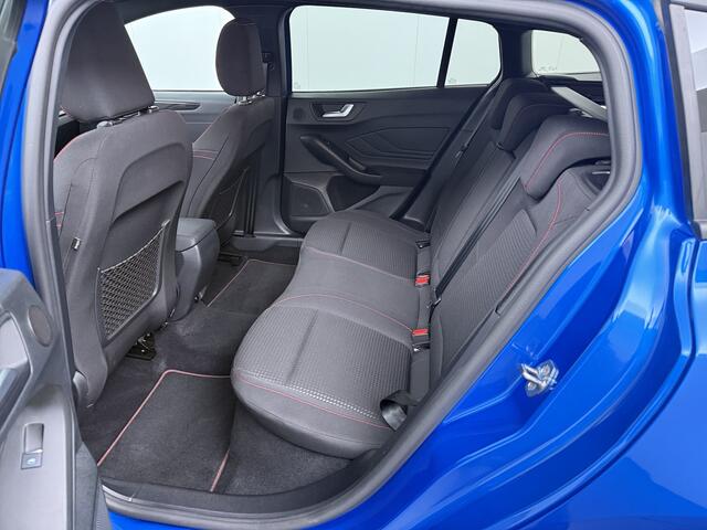 Ford FOCUS Wagon ST-Line X EcoBoost Hybrid 155 pk Trekhaak | Winter Pack | Camera | 18"LM velgen | B&O | El. a. klep | Keyless entry | garantie tm 09-2029