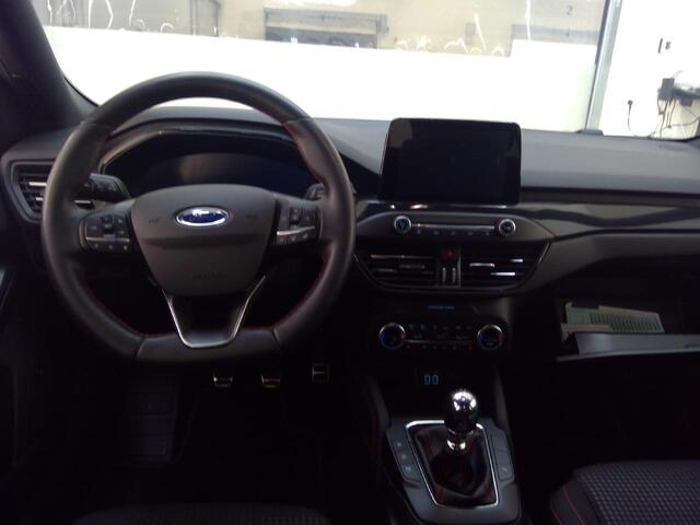 Ford FOCUS Wagon 1.0 EcoBoost Hybrid ST Line X Business | 71.300 KM | Trekhaak | Winterpack | WORDT VERWACHT!