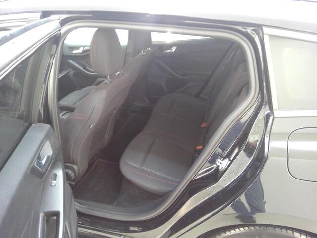 Ford FOCUS Wagon 1.0 EcoBoost Hybrid ST Line X Business | 71.300 KM | Trekhaak | Winterpack | WORDT VERWACHT!