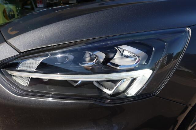 Ford FOCUS Wagon 1.5 150PK A/T ST-Line PANO I TREKHAAK I Winterpack ! 64dkm