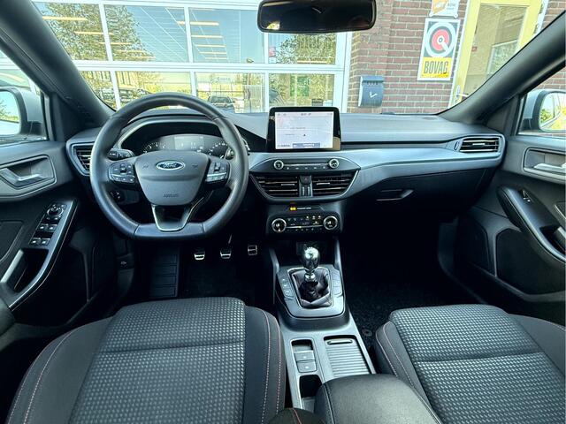 Ford FOCUS Wagon 1.0 EcoBoost Hybrid ST Line X Winterpakket, Camera, 17''Lmv