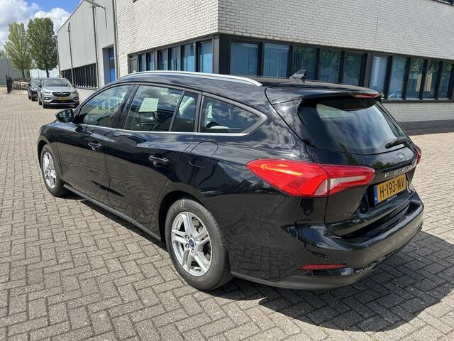 Ford FOCUS Wagon 1.0 EcoB Ed. bns CARPLAY NAVI PDC CRUISE NAP!