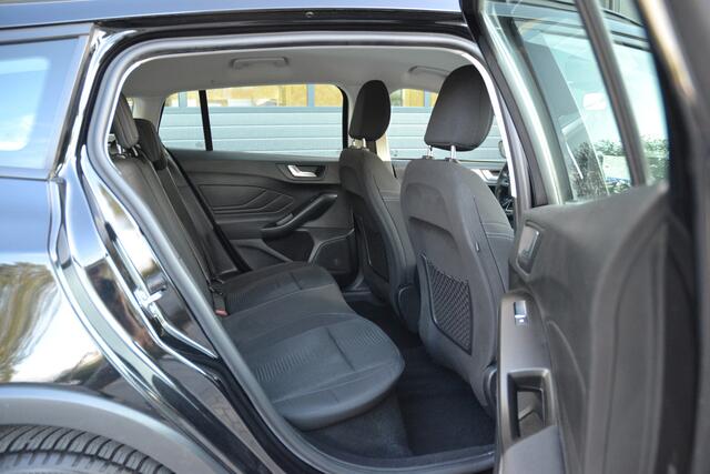 Ford FOCUS Wagon 1.0 EcoBoost Active Business Stoel/stuur verwarming | Carplay | voorruitverwarming