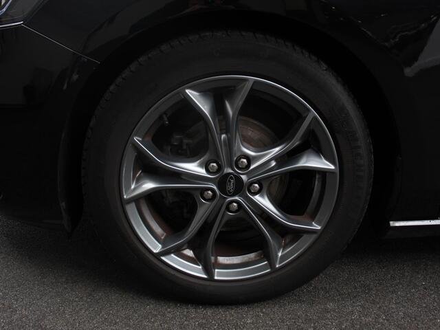 Ford FOCUS 1.0 EcoBoost Hybrid ST Line Business Navigatie Cruise Control Privacy Glass Parkeer sensoren