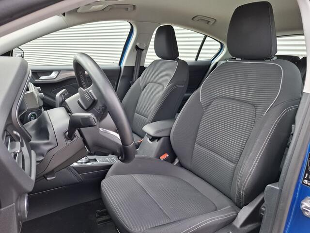 Ford FOCUS 1.5 EcoBoost ST Line Business | Automaat | Trekhaak | Nieuwe binnen!