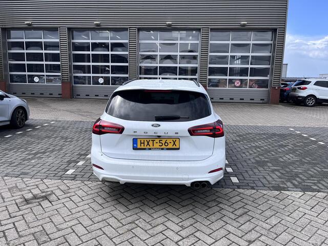 Ford FOCUS Wagon 1.0 EcoBoost Hybrid ST Line X | Automaat | Winterpack | Driver Assistance Pack | Privacy Glass | Camera
