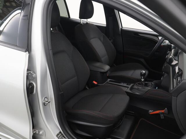 Ford FOCUS Wagon 1.0 EcoBoost Hybrid ST Line X Business | Elekt. Wegklapbare Trekhaak | Navigatie | Parkeercamera | Climate Control |