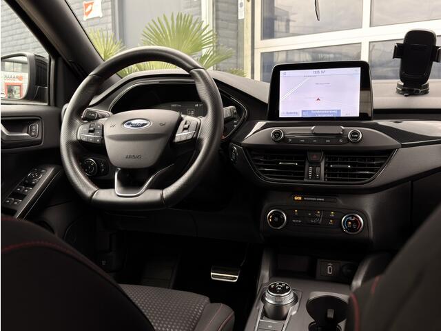 Ford FOCUS 1.5 EcoB. ST-Line Automaat Carplay DAB+! Inruil mogelijk!