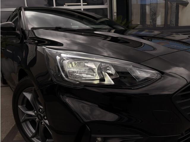 Ford FOCUS 1.5 EcoB. ST-Line Automaat Carplay DAB+! Inruil mogelijk!