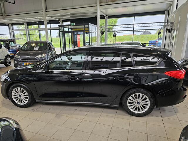 Ford FOCUS Wagon 1.0 EcoBoost Titanium Business